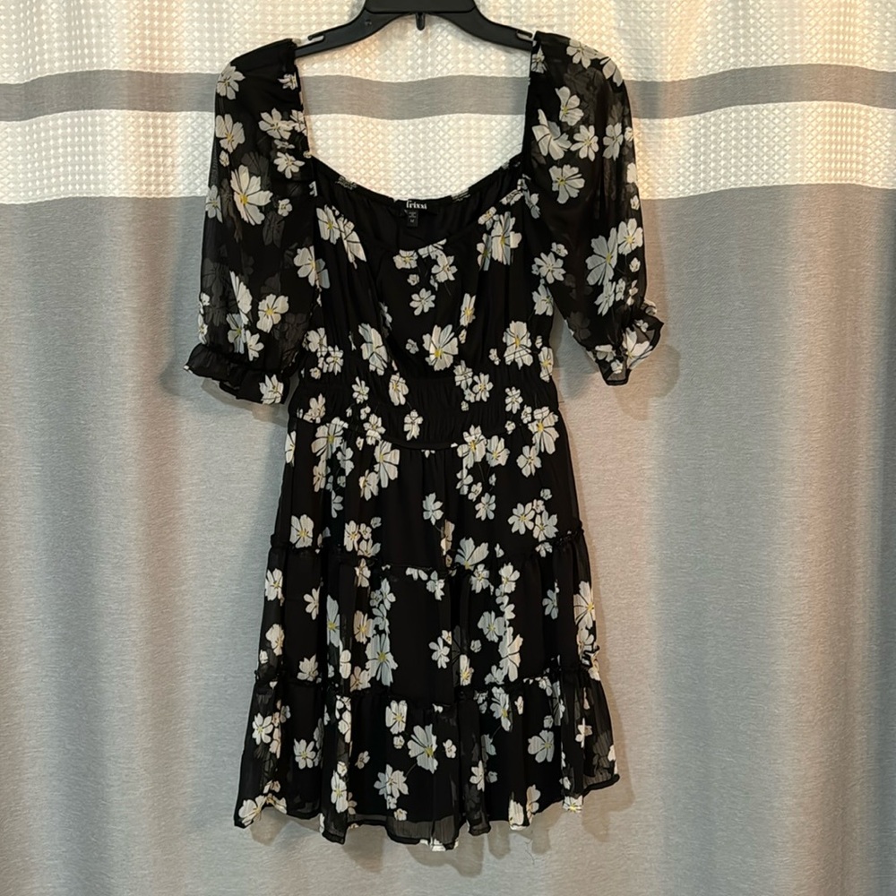 Trixxi Medium Dress Women’s